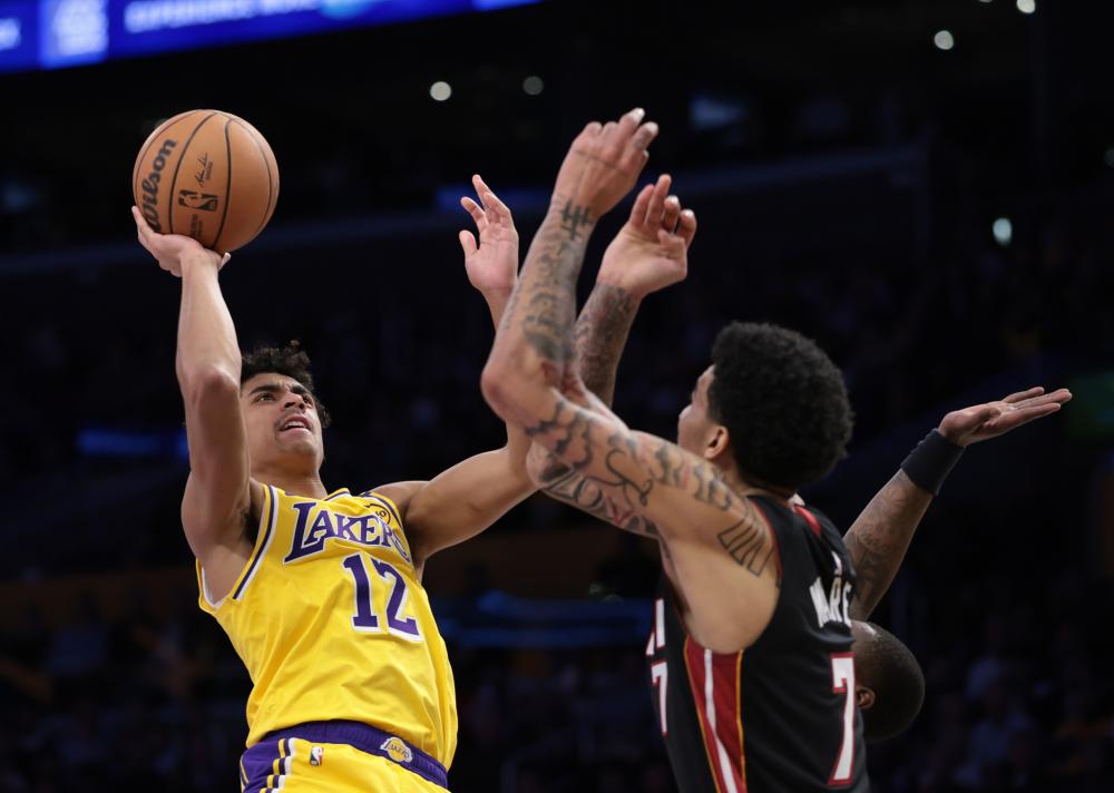 群裹着走 群裹着走