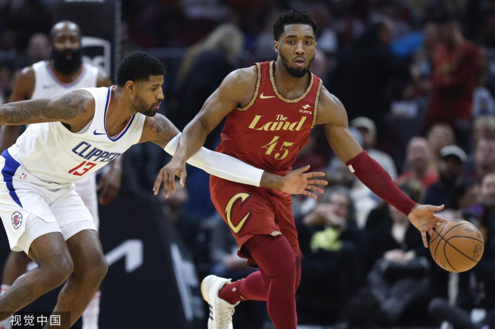 的超级巨星 的超级巨星