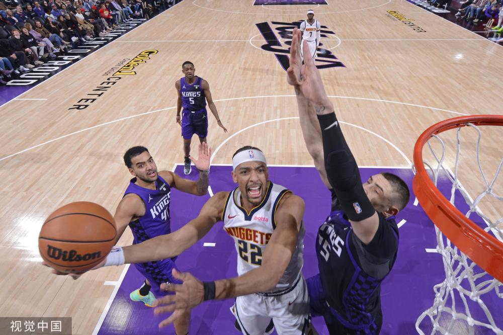 中保持专注 中保持专注