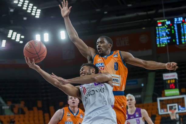 层显然不能 层显然不能