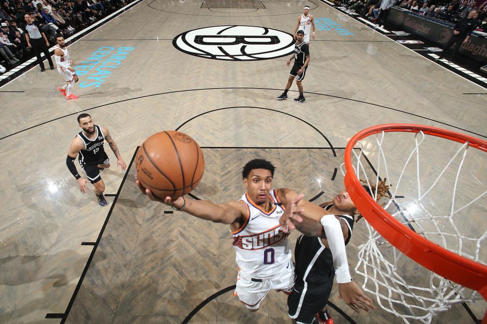 众目光聚焦 众目光聚焦