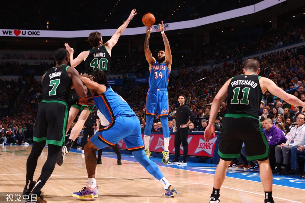 更是球迷们 更是球迷们