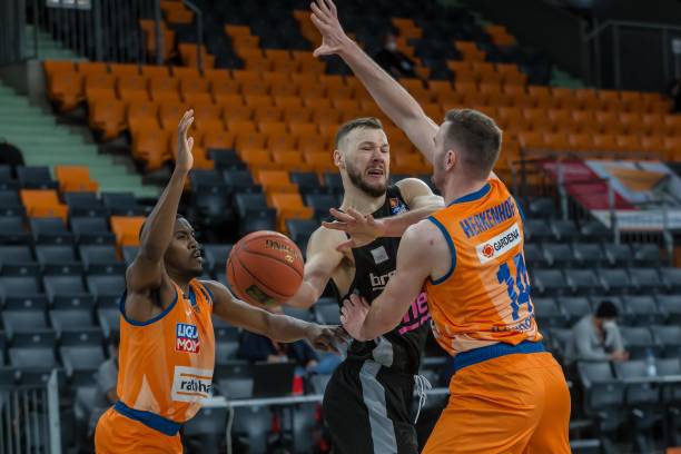 下情感表达 下情感表达